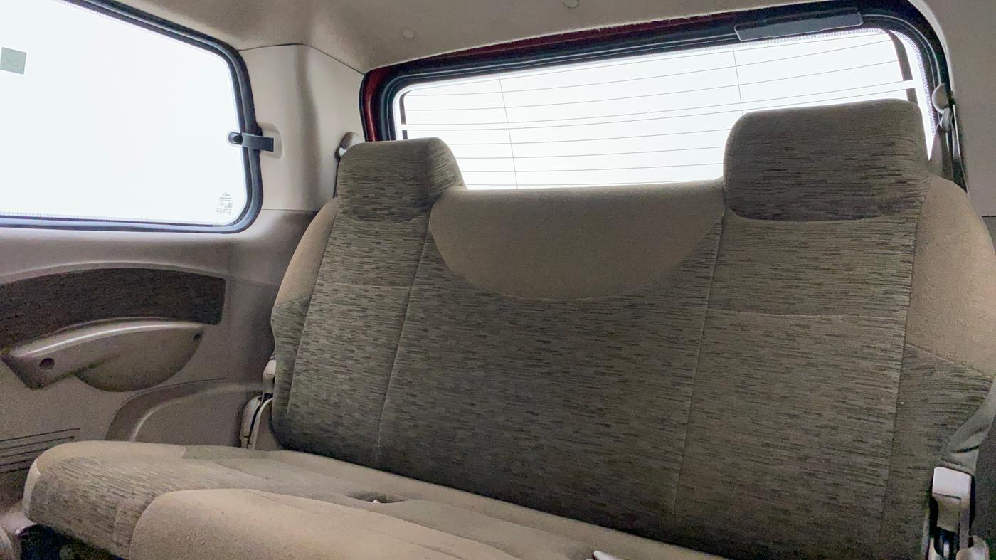 2014 Mahindra Xylo H8 ABS AIRBAG BS IV, Diesel, Manual, 82,595 km, Third Seat Row ( optional )