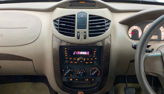 2014 Mahindra Xylo H8 ABS AIRBAG BS IV, Diesel, Manual, 82,595 km, Air Conditioner
