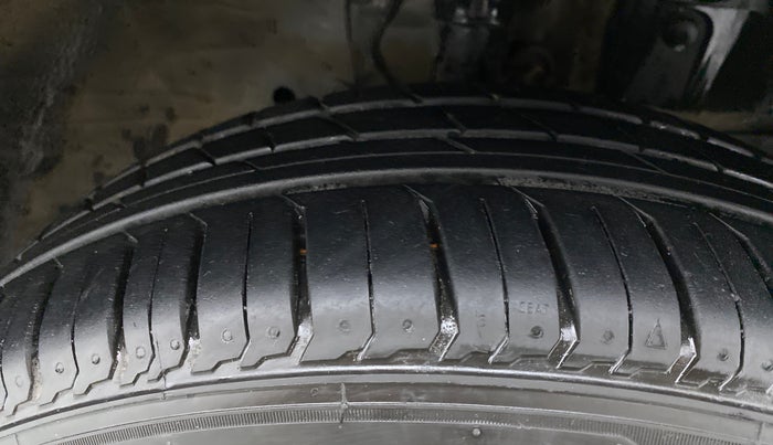 2018 Honda City V MT PETROL, Petrol, Manual, 68,055 km, Right Front Tyre Tread