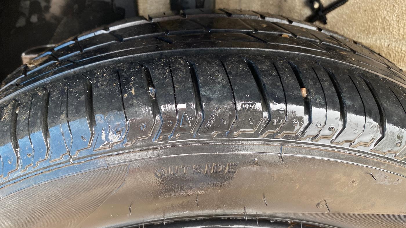 2024 Tata PUNCH ACCOMPLISHED MT CNG, CNG, Manual, 81,291 km, Right Rear Tyre Tread