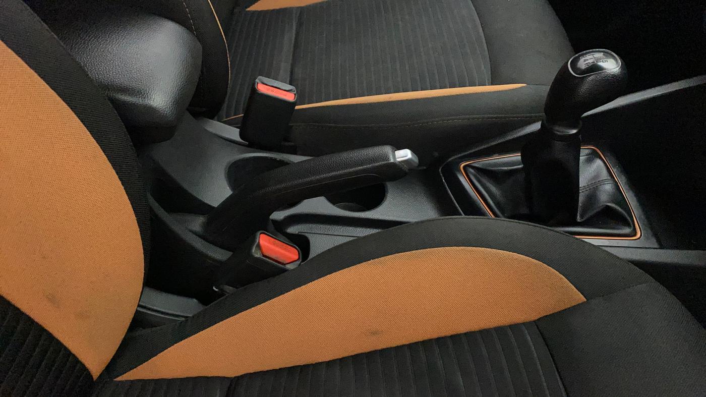 2016 Hyundai i20 Active 1.2 S, Petrol, Manual, 99,715 km, Gear Lever