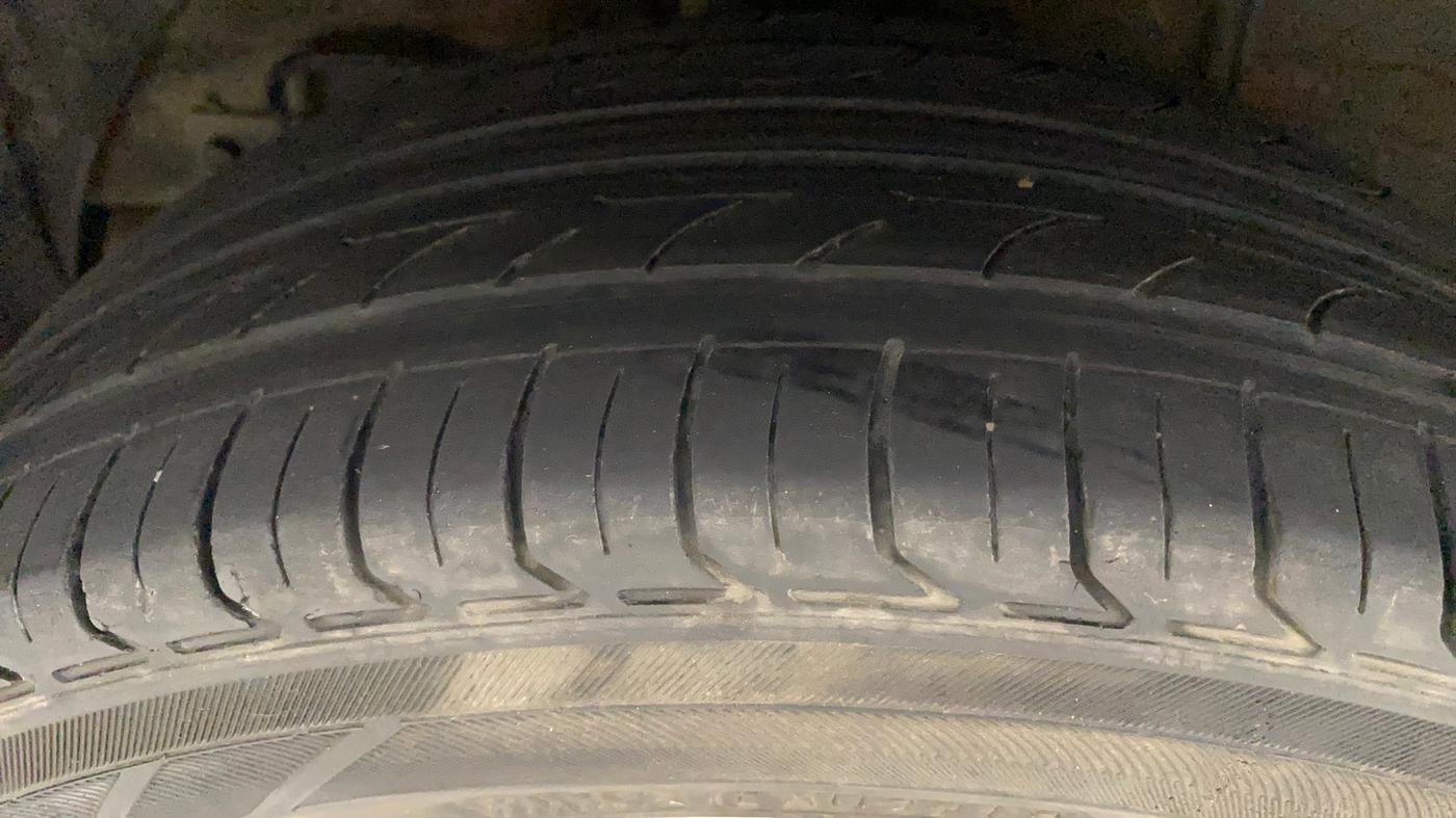 2016 Hyundai i20 Active 1.2 S, Petrol, Manual, 99,715 km, Right Rear Tyre Tread