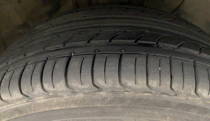 2016 Hyundai i20 Active 1.2 S, Petrol, Manual, 99,715 km, Right Front Tyre Tread