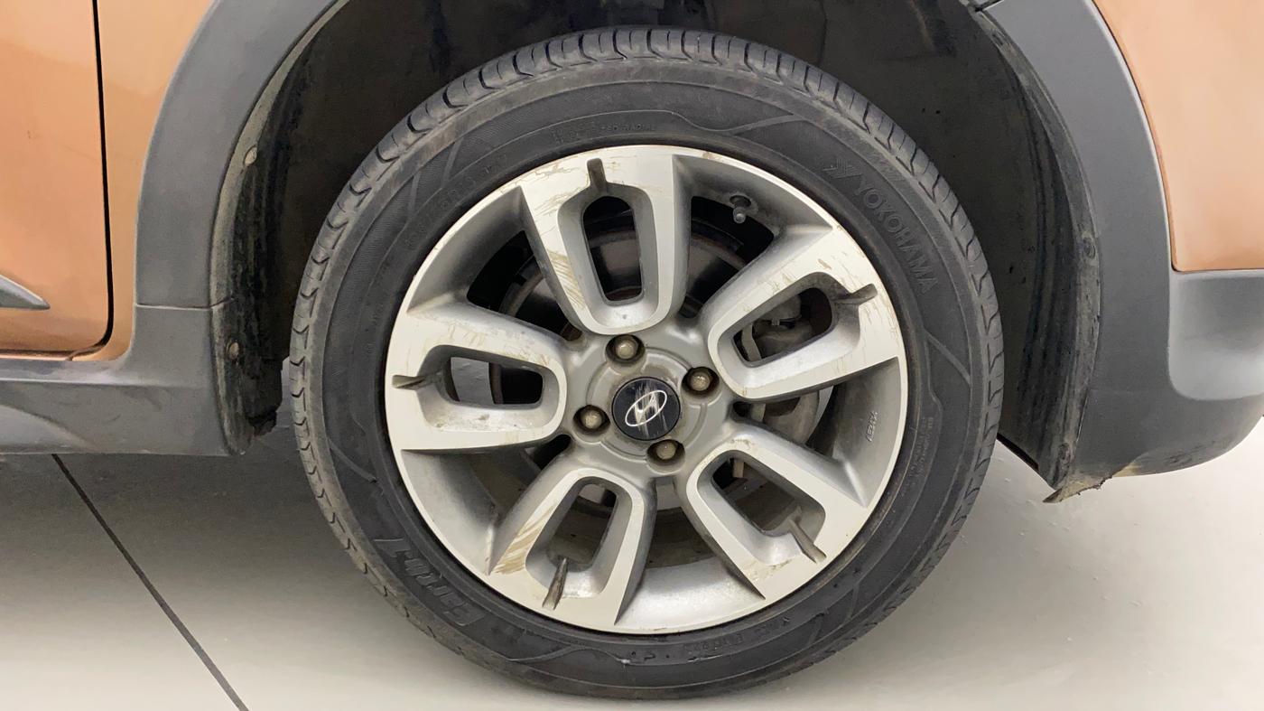 2016 Hyundai i20 Active 1.2 S, Petrol, Manual, 99,715 km, Right Front Wheel