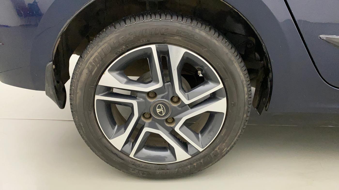 2021 Tata TIGOR XZA PLUS PETROL, Petrol, Automatic, 21,815 km, Right Rear Wheel