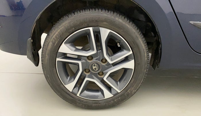 2021 Tata TIGOR XZA PLUS PETROL, Petrol, Automatic, 21,815 km, Right Rear Wheel