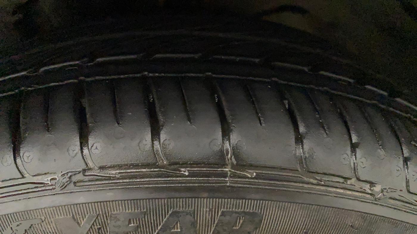 2021 Tata TIGOR XZA PLUS PETROL, Petrol, Automatic, 21,815 km, Left Front Tyre Tread
