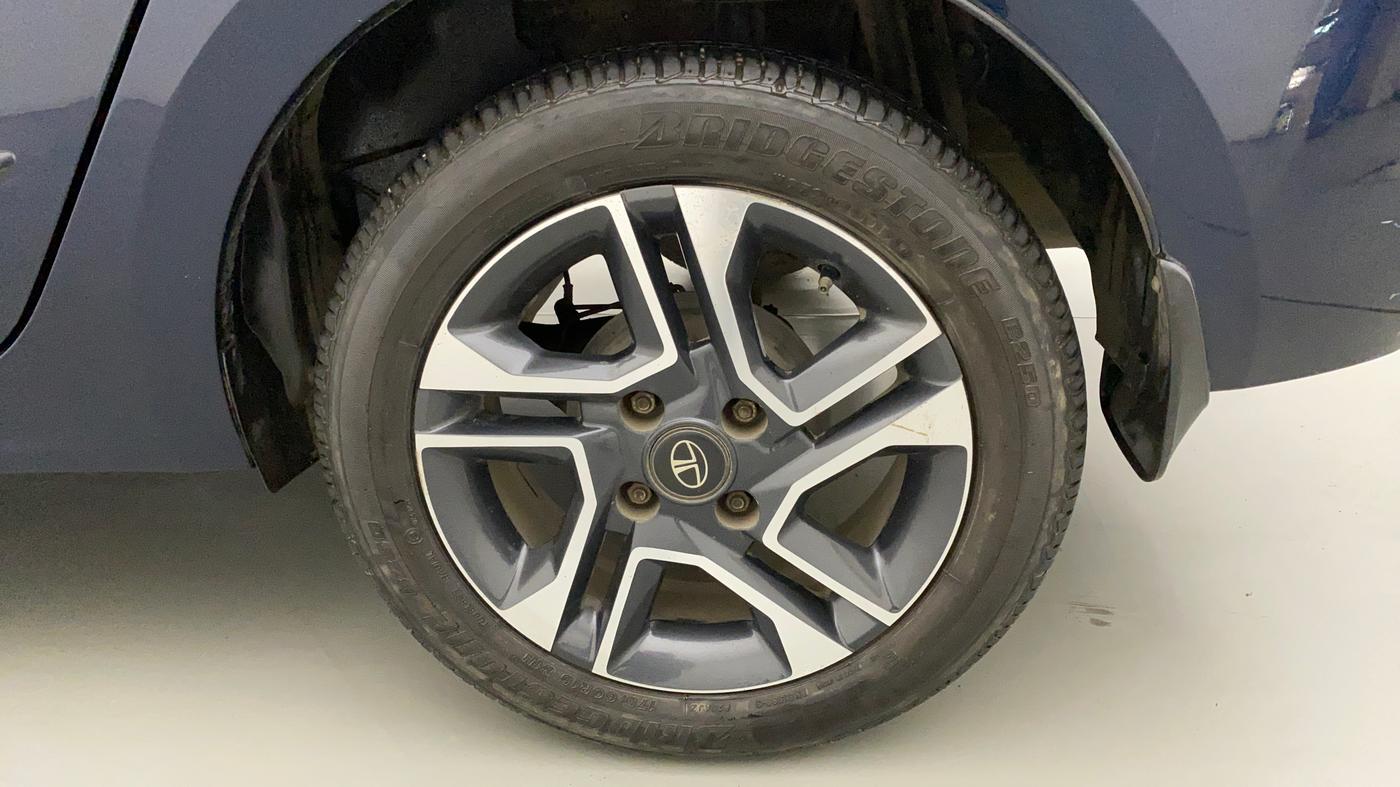 2021 Tata TIGOR XZA PLUS PETROL, Petrol, Automatic, 21,815 km, Left Rear Wheel