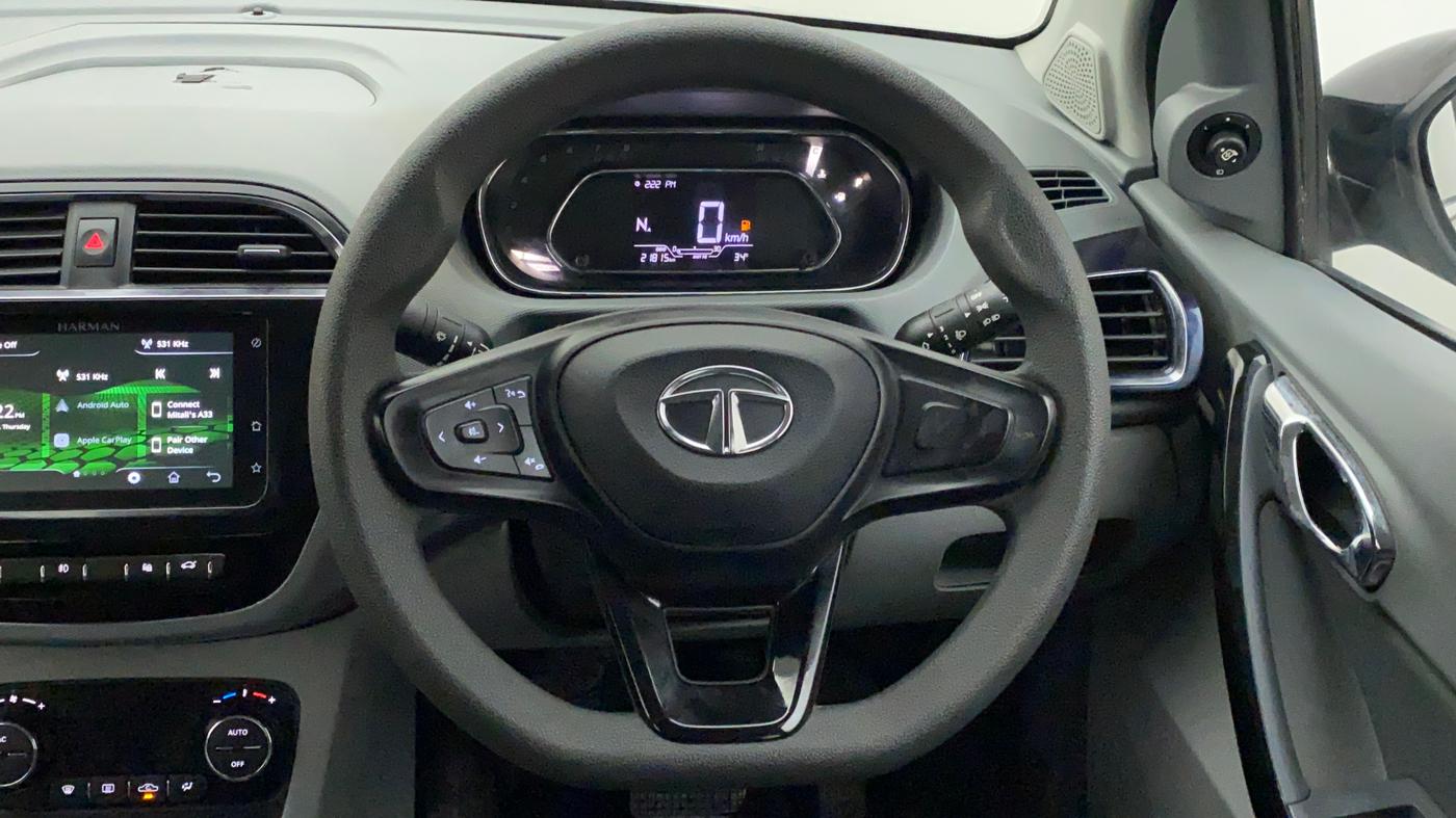 2021 Tata TIGOR XZA PLUS PETROL, Petrol, Automatic, 21,815 km, Steering Wheel Close Up