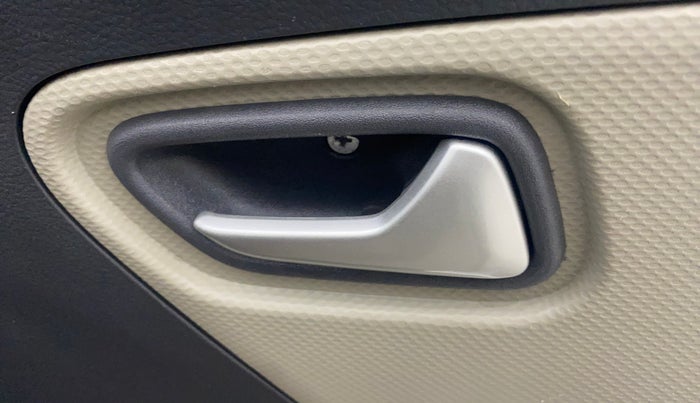 2017 Maruti Alto K10 VXI (O) AMT, Petrol, Automatic, 55,026 km, Driver Side Door Panels Control