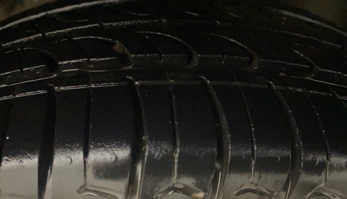 2017 Maruti Alto K10 VXI (O) AMT, Petrol, Automatic, 55,026 km, Right Front Tyre Tread