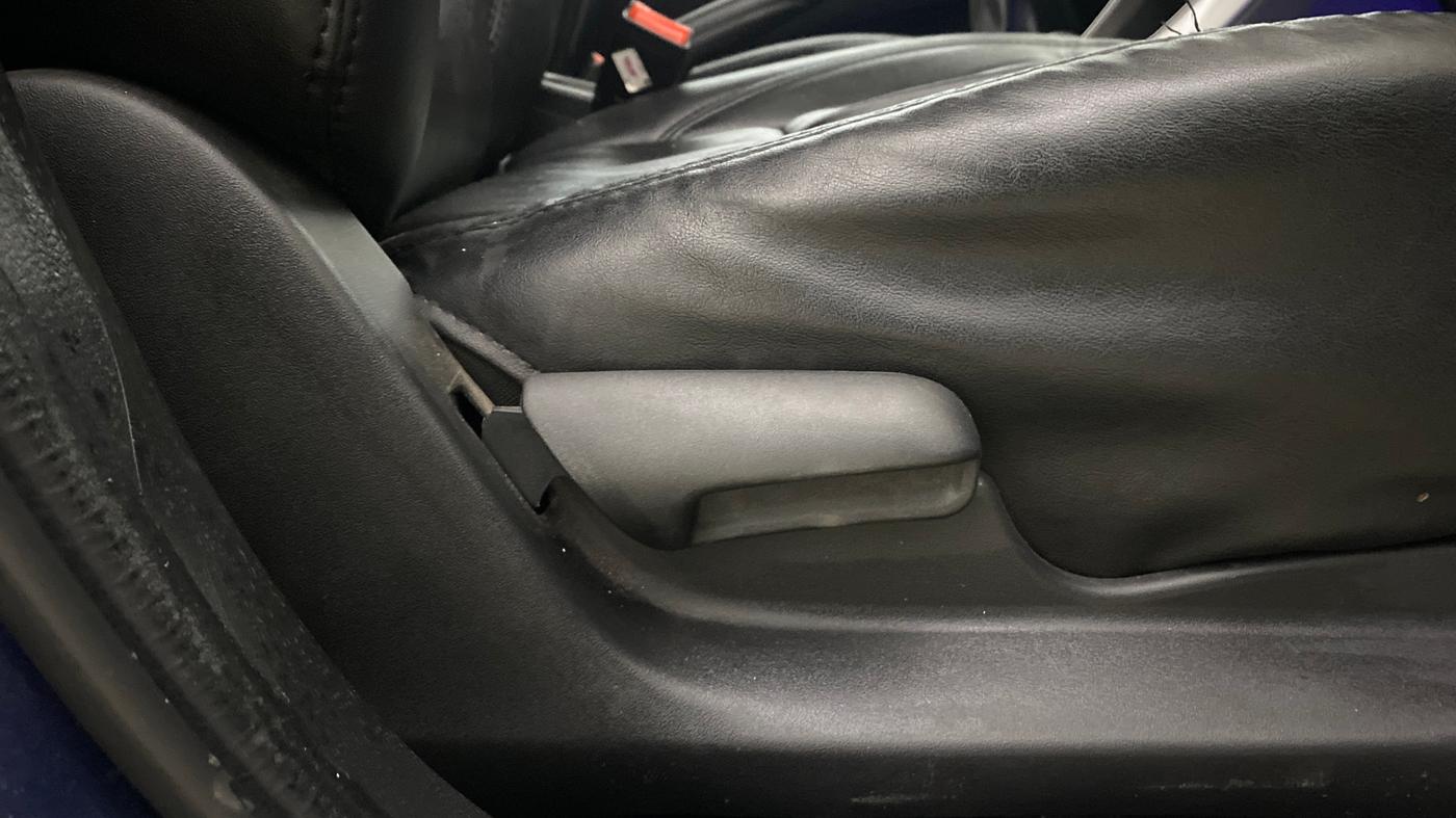 2021 Maruti S Cross SIGMA 1.5, Petrol, Manual, 54,868 km, Driver Side Adjustment Panel
