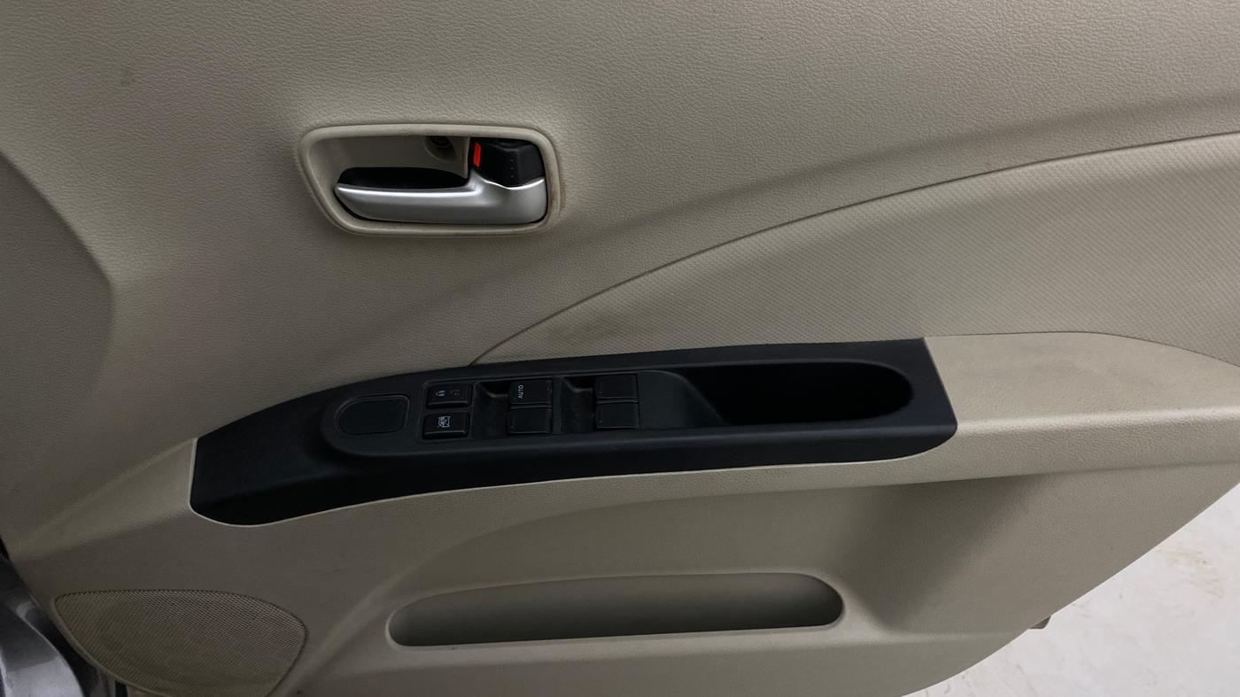 2019 Maruti Celerio VXI, Petrol, Manual, 74,481 km, Driver Side Door Panels Control