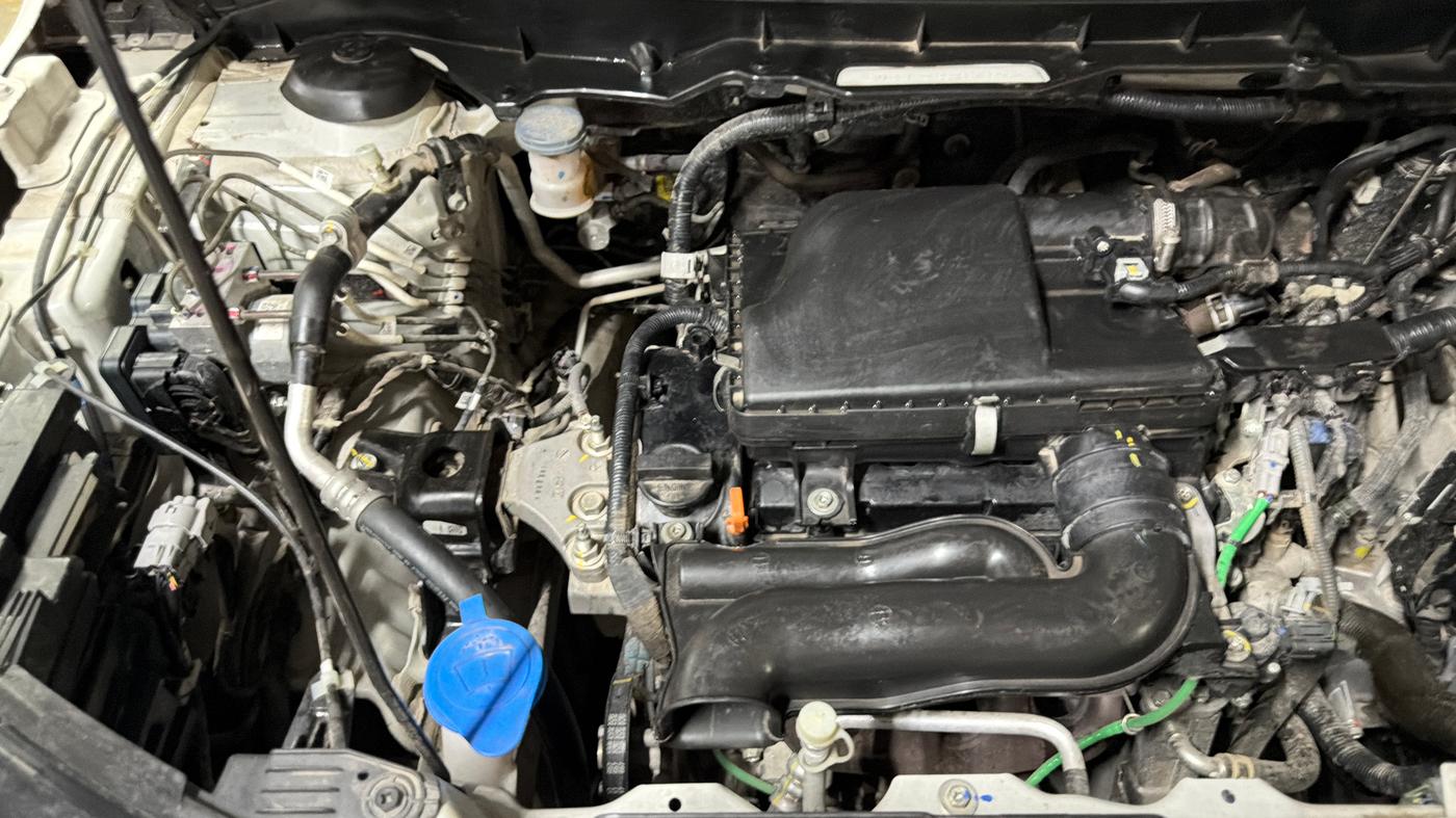 2025 Maruti BREZZA LXI S- CNG, CNG, Manual, 29,363 km, Engine View - Right