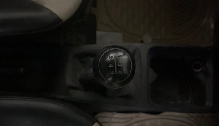 2014 Hyundai Eon ERA +, Petrol, Manual, 44,601 km, Gear Lever