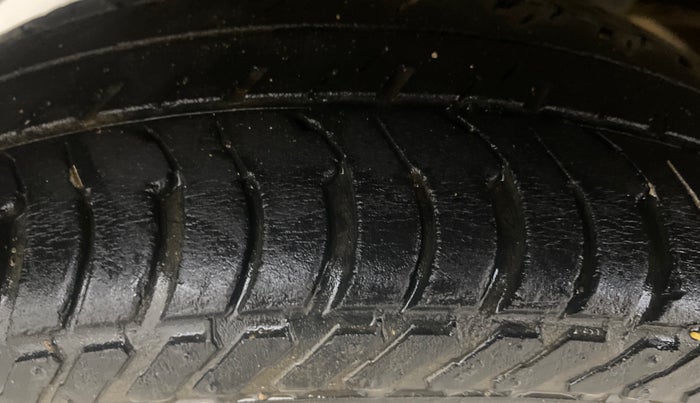 2015 Maruti Alto K10 VXI AMT, Petrol, Automatic, 45,316 km, Right Rear Tyre Tread