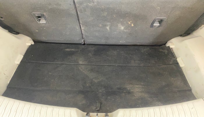 2019 Mahindra XUV300 W8 (O) 1.5 DIESEL, Diesel, Manual, 67,587 km, Boot Inside
