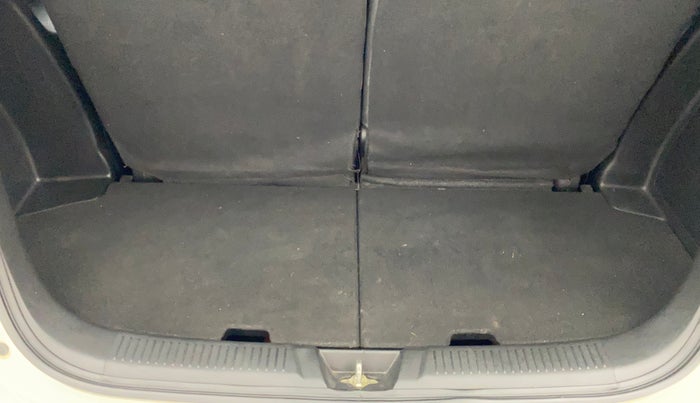 2021 Maruti XL6 ZETA AT, Petrol, Automatic, 36,494 km, Boot Inside