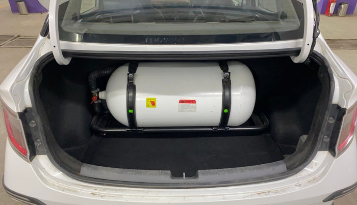 2022 Hyundai AURA S 1.2 CNG, CNG, Manual, 62,265 km, Boot Inside