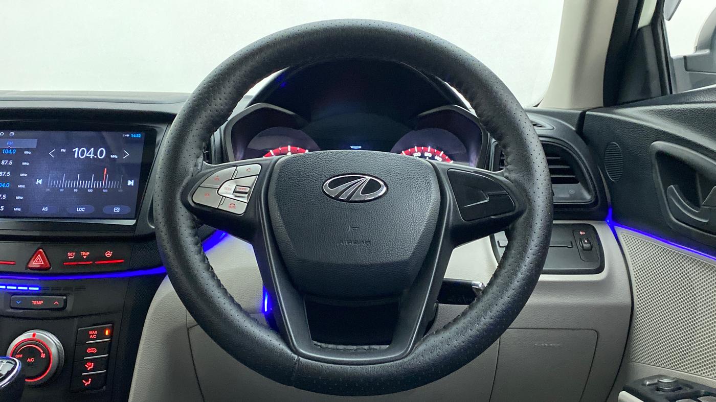 2019 Mahindra XUV300 1.2 W4 MT, Petrol, Manual, 18,143 km, Steering Wheel Close Up