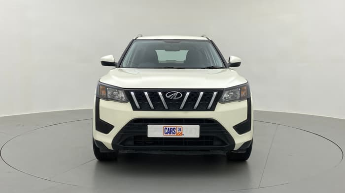 2019 Mahindra XUV300 1.2 W4 MT, Petrol, Manual, 18,143 km, Front