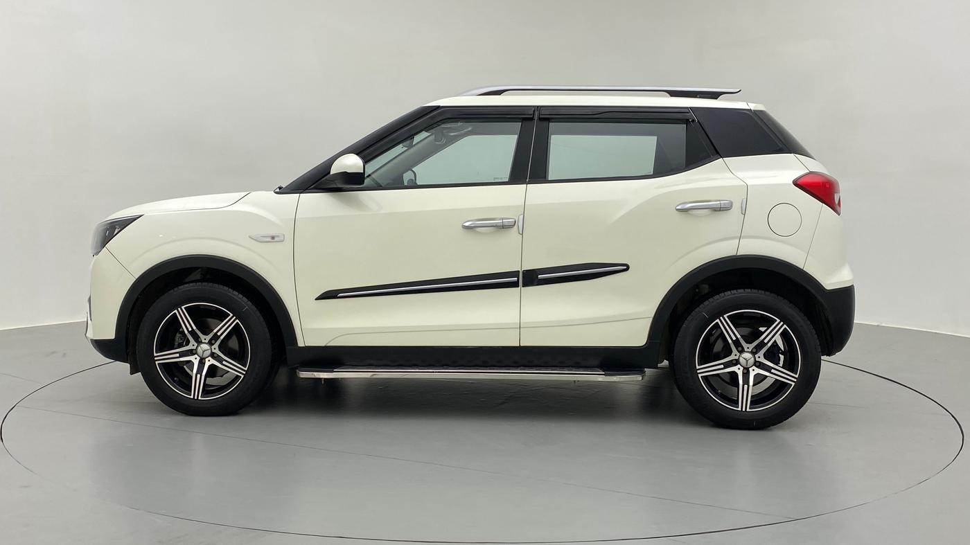 2019 Mahindra XUV300 1.2 W4 MT, Petrol, Manual, 18,143 km, Left Side