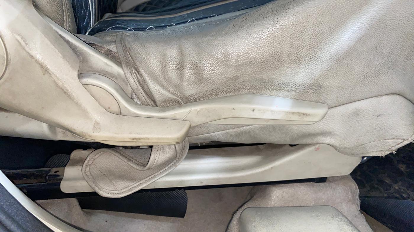 2018 Maruti Dzire VXI, Petrol, Manual, 94,507 km, Driver Side Adjustment Panel