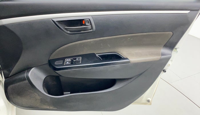 2016 Maruti Swift LXI OPT, Petrol, Manual, 29,093 km, Driver Side Door Panels Control