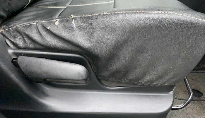 2016 Maruti Swift LXI OPT, Petrol, Manual, 29,093 km, Driver Side Adjustment Panel