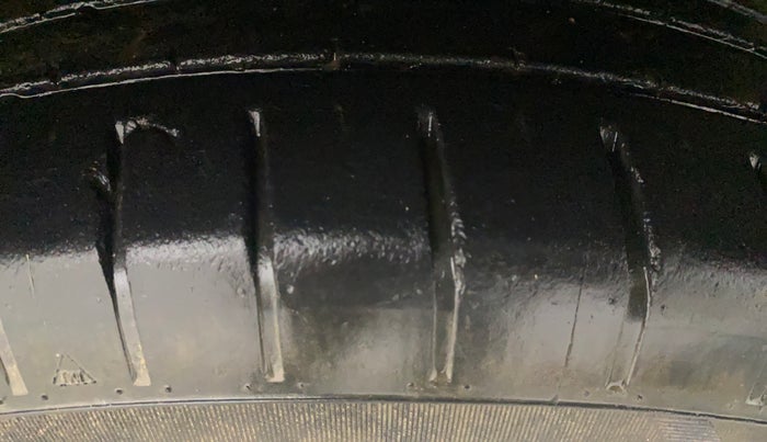 2019 Maruti Swift ZXI AMT, Petrol, Automatic, 55,607 km, Right Front Tyre Tread