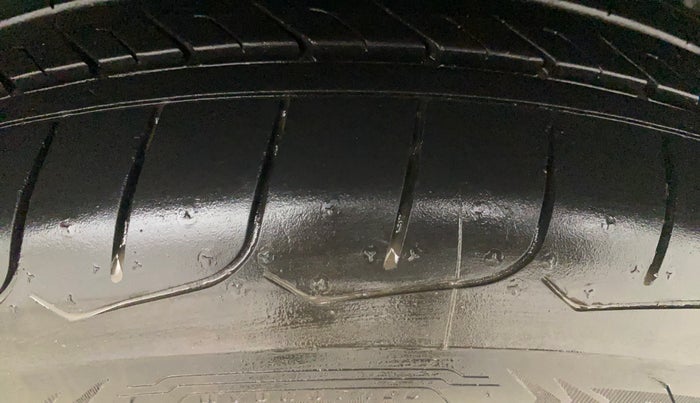 2019 Maruti Swift ZXI AMT, Petrol, Automatic, 55,607 km, Left Rear Tyre Tread