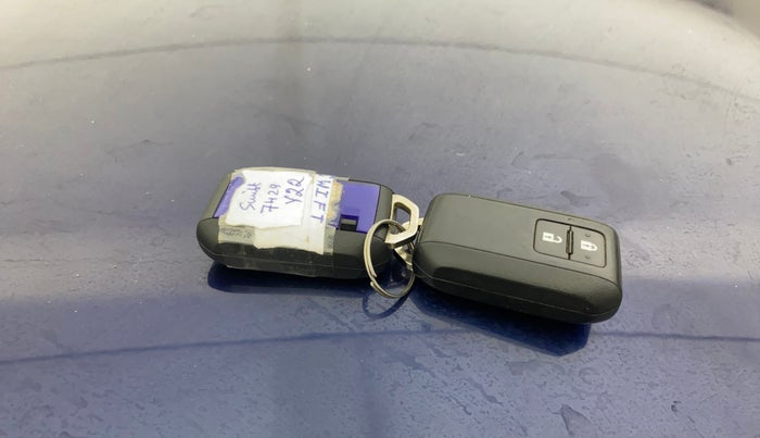 2019 Maruti Swift ZXI AMT, Petrol, Automatic, 55,607 km, Key Close Up