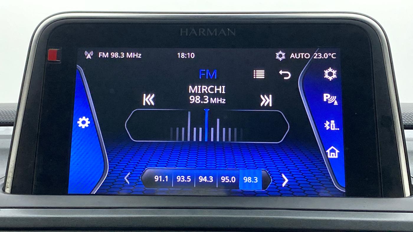 2020 Tata ALTROZ XZ PETROL, Petrol, Manual, 41,505 km, Infotainment System