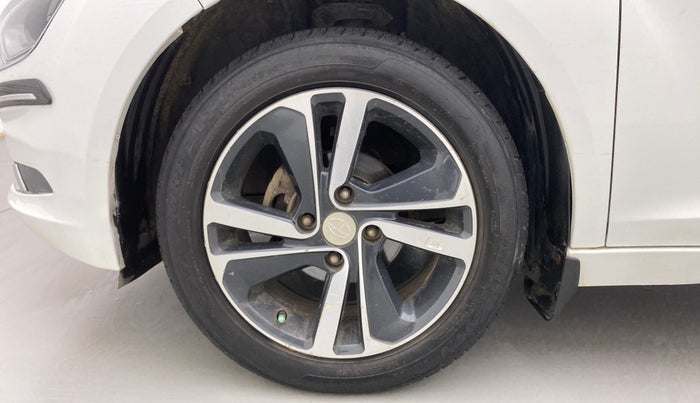 2020 Tata ALTROZ XZ PETROL, Petrol, Manual, 41,505 km, Left Front Wheel