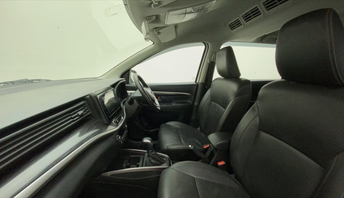2019 Maruti XL6 ALPHA AT, Petrol, Automatic, 62,248 km, Right Side Front Door Cabin