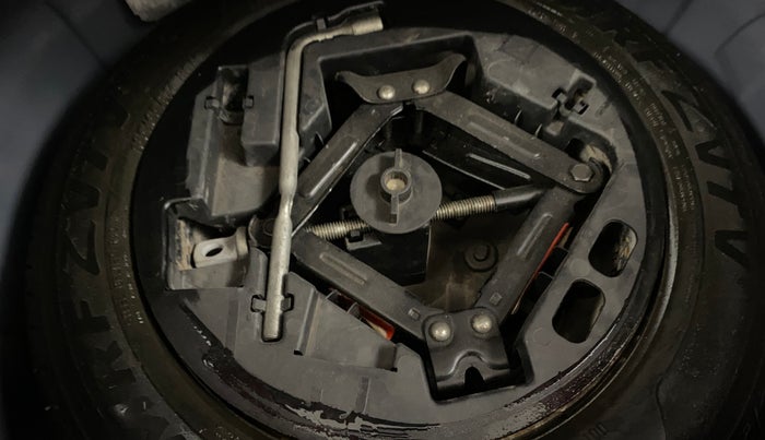 2019 Mahindra KUV 100 NXT K2 P 6 STR, Petrol, Manual, 70,016 km, Spare Tyre