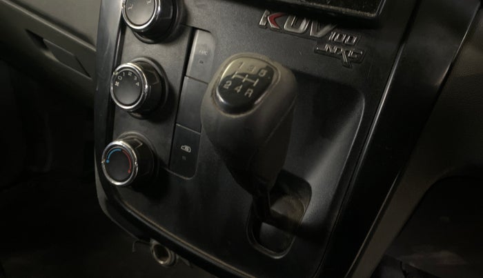 2019 Mahindra KUV 100 NXT K2 P 6 STR, Petrol, Manual, 70,016 km, Gear Lever