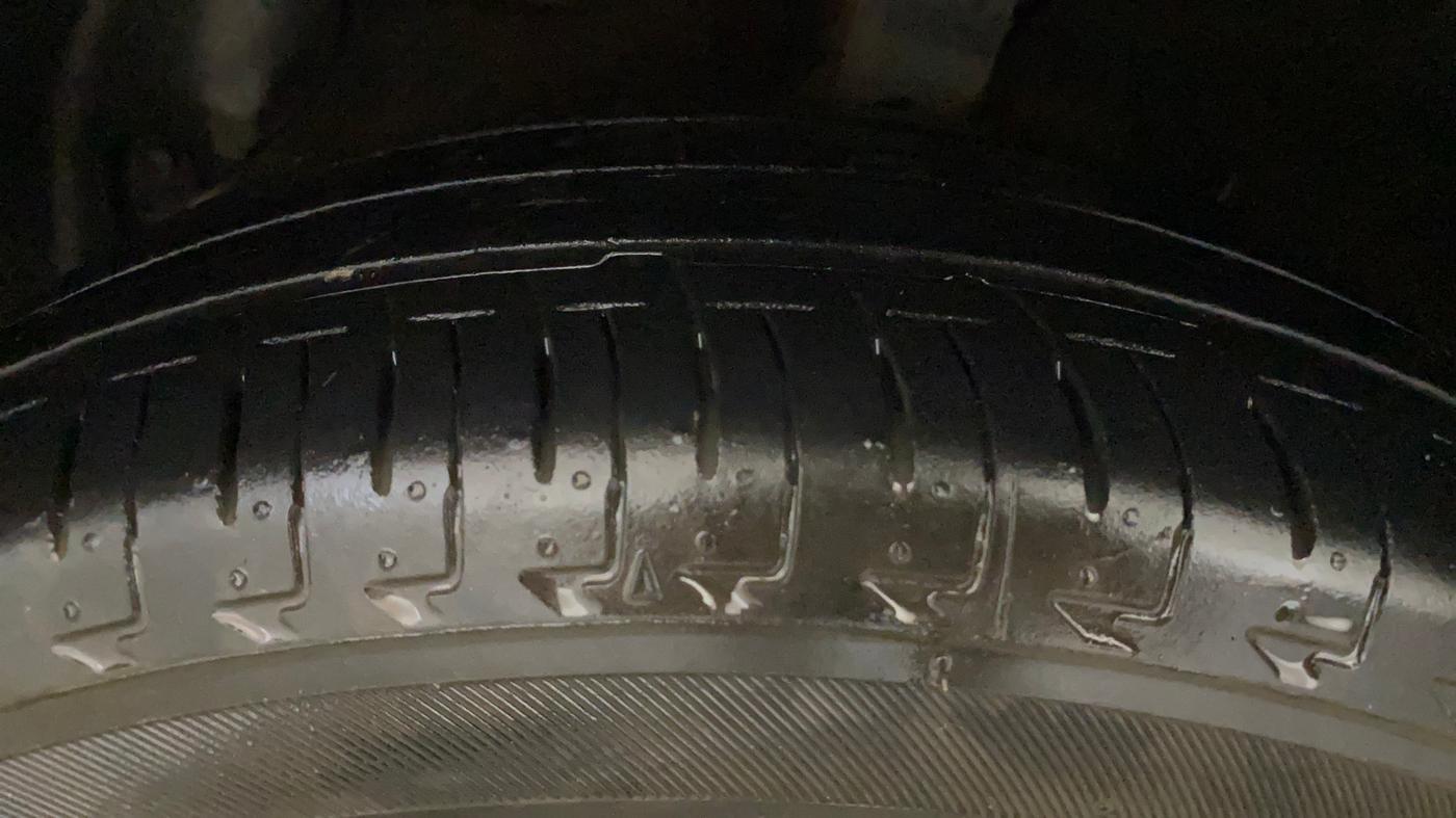 2019 Hyundai GRAND I10 NIOS SPORTZ AMT 1.2 KAPPA VTVT, Petrol, Automatic, 41,171 km, Left Front Tyre Tread
