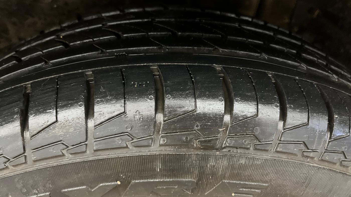 2018 Tata NEXON XZ PLUS PETROL, Petrol, Manual, 29,820 km, Left Rear Tyre Tread