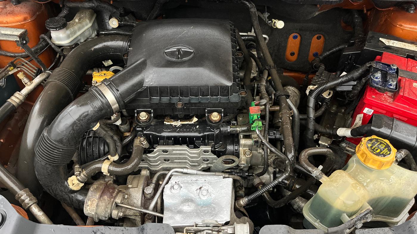 2018 Tata NEXON XZ PLUS PETROL, Petrol, Manual, 29,820 km, Engine View
