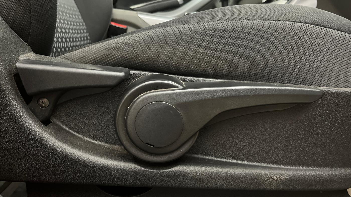 2018 Tata NEXON XZ PLUS PETROL, Petrol, Manual, 29,820 km, Driver Side Adjustment Panel
