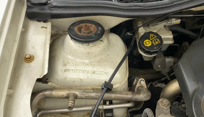 2014 Renault Duster 85 PS RXL DIESEL, Diesel, Manual, 97,491 km, Right Apron - Apron is partially repaired