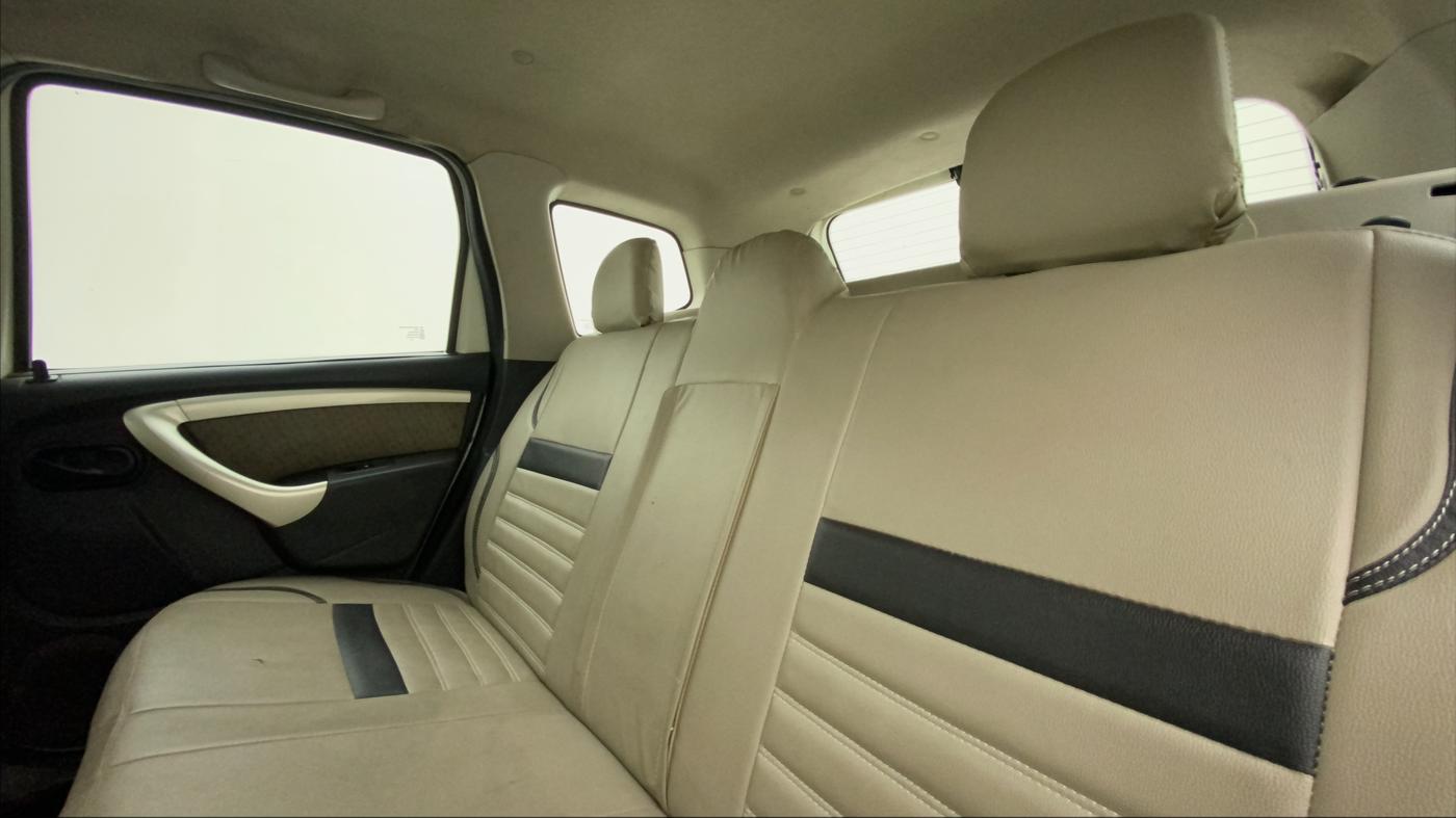 2014 Renault Duster 85 PS RXL DIESEL, Diesel, Manual, 97,491 km, Right Side Rear Door Cabin
