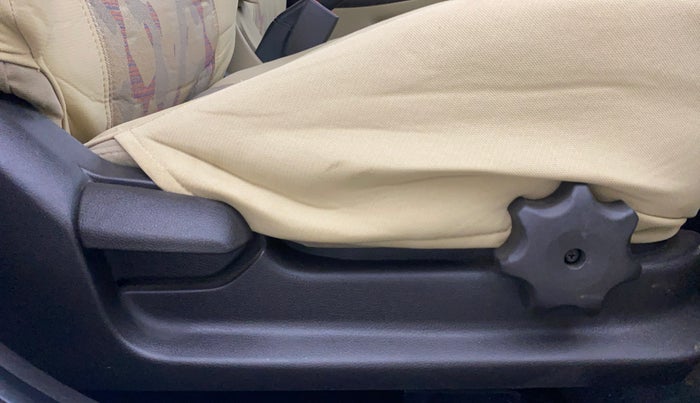 2013 Hyundai Verna FLUIDIC 1.6 VTVT SX, Petrol, Manual, 71,915 km, Driver Side Adjustment Panel