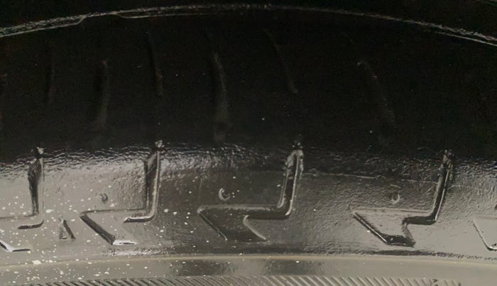 2013 Hyundai Verna FLUIDIC 1.6 VTVT SX, Petrol, Manual, 71,915 km, Left Front Tyre Tread