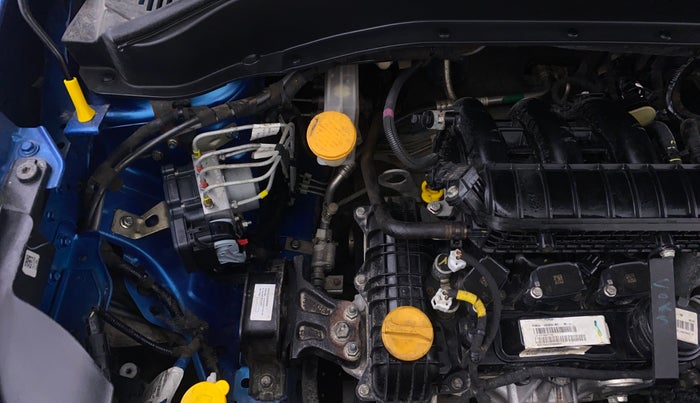 2023 Tata PUNCH CREATIVE  1.2 RTN DUAL TONE, Petrol, Manual, 19,869 km, Engine View - Right