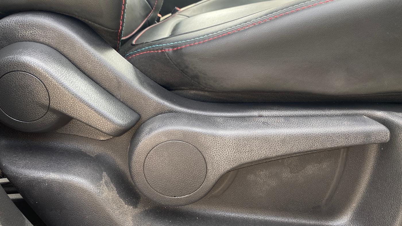 2019 Renault Captur PLATINE DIESEL DUAL TONE, Diesel, Manual, 55,994 km, Driver Side Adjustment Panel