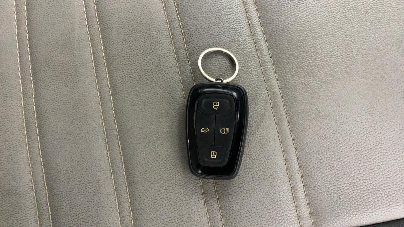 2021 Tata TIGOR XZ PETROL, Petrol, Manual, 78,267 km, Key Close Up