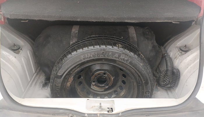 2020 Renault Kwid RXL, CNG, Manual, 60,102 km, Boot Inside