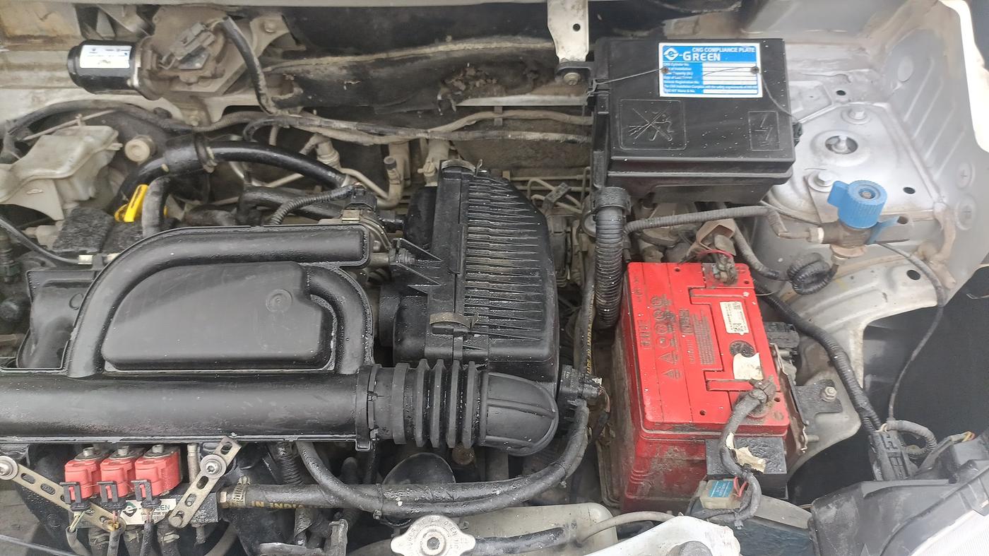 2020 Renault Kwid RXL, CNG, Manual, 60,102 km, Engine View - Left